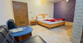The Grand Palace Hotel & Resturant